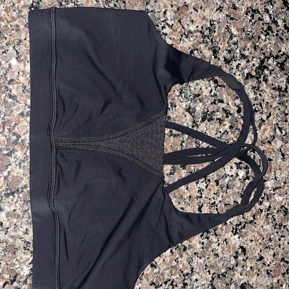 Lululemon Energy Bra (Pleat it) - Picture 3 of 8